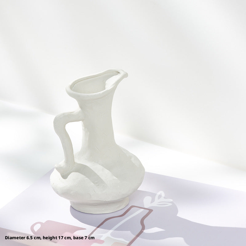 Jingdezhen-Style Ceramic Vase - Vermeil Decor